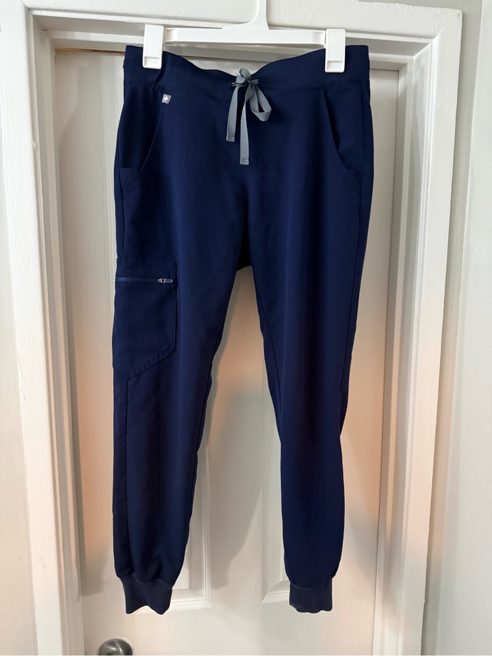FIGS Zamora Scrub Joggers in Navy